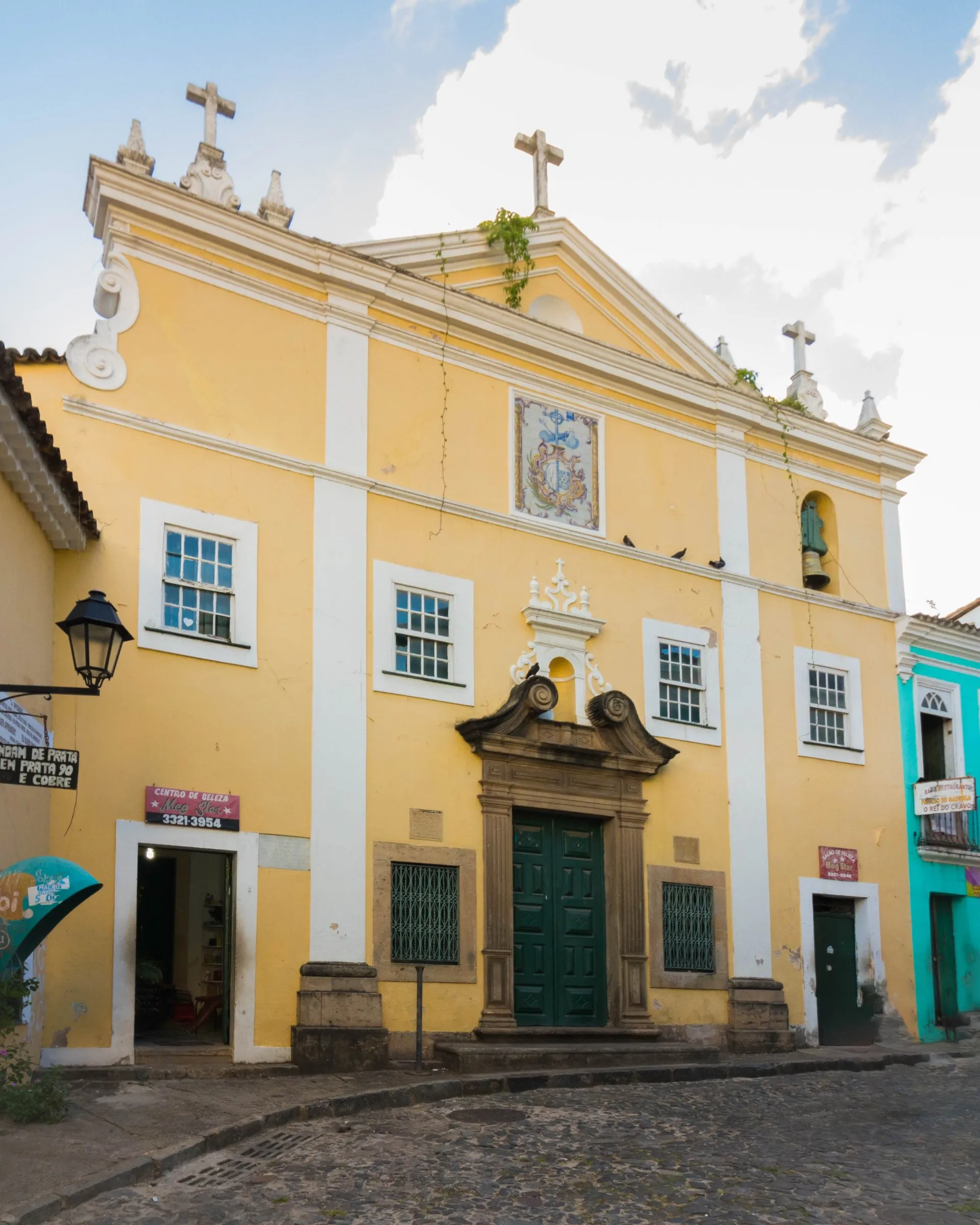 La base — Salvador